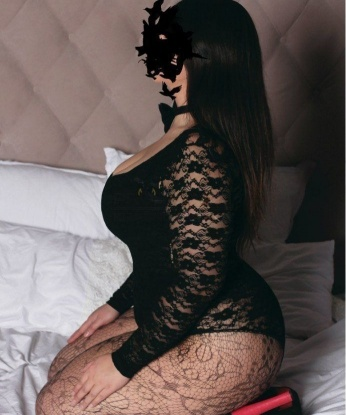 Полина, 25 лет, 4 размер груди